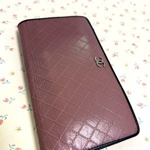 Authentic bi Fold wallet